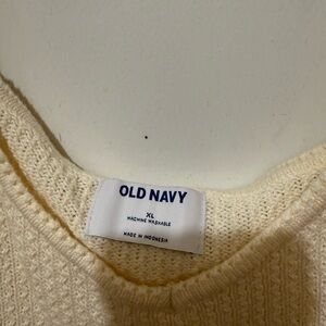 Old Navy Off-White Knit Pullover